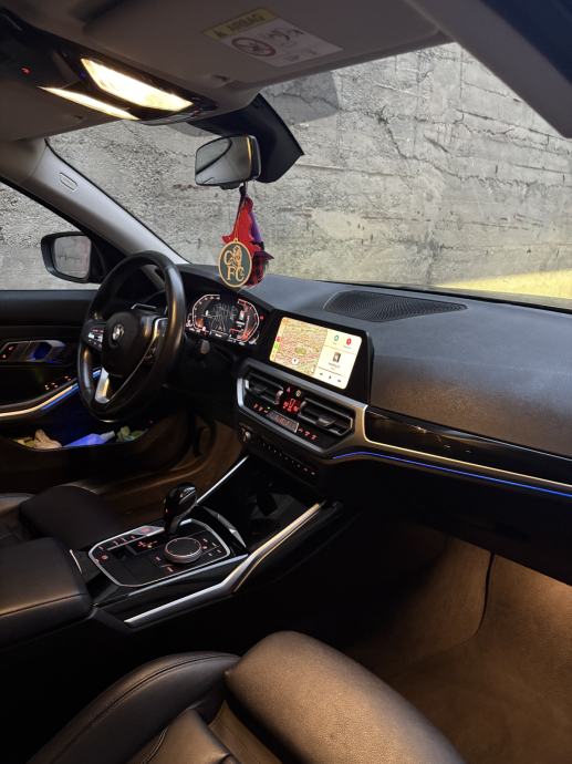 BMW serija 3 upravo registiran i servisiran 1 vlasnik, fotografija 20