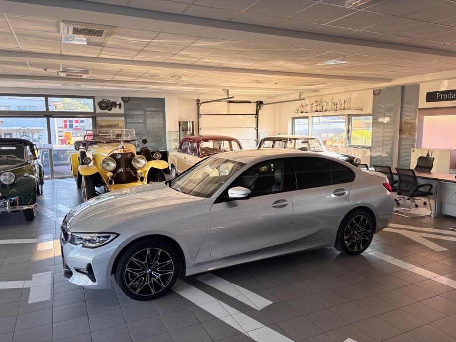 BMW 320d xDrive 4x4 Sport Line, Ambient, Kamera, Kuka, LED, Business, fotografija 7