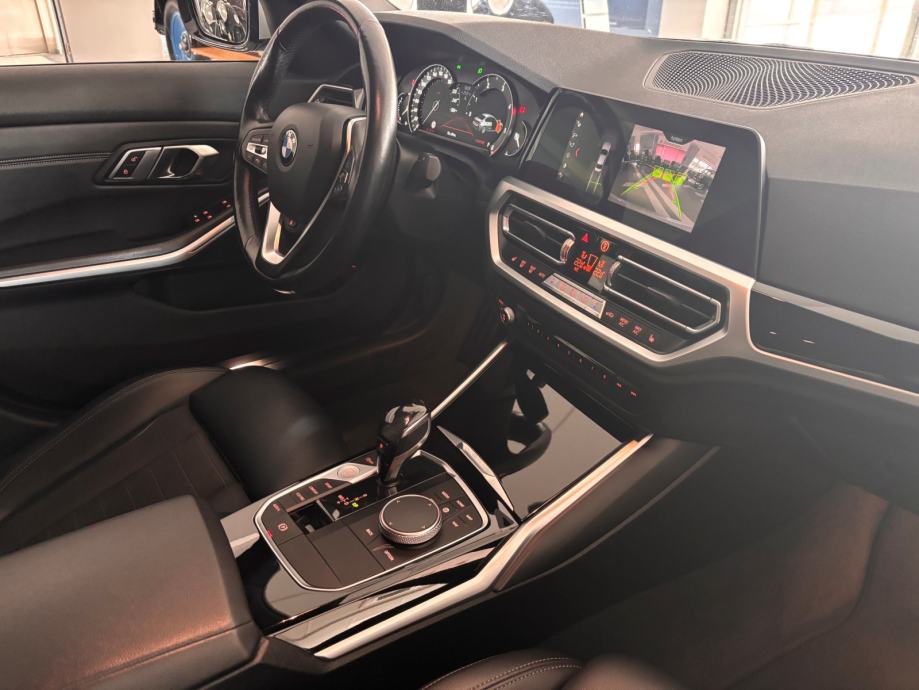 BMW 320d xDrive 4x4 Sport Line, Ambient, Kamera, Kuka, LED, Business, fotografija 11