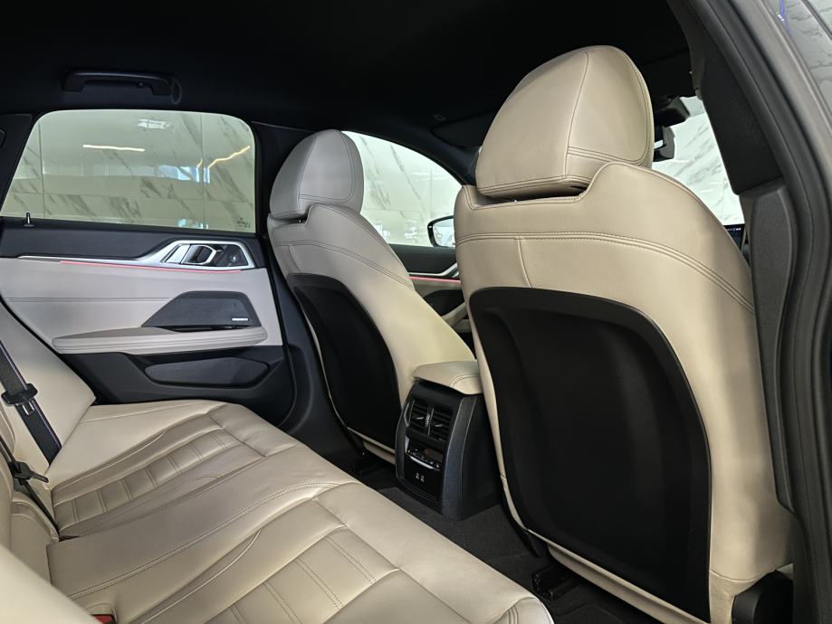 BMW serija 4 Gran Coupe M440i xDrive |ACC|360K|HUD|Memory|HarmanK|R19|, fotografija 19