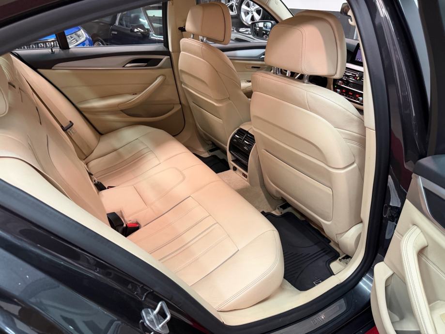 BMW serija 5 Luxury *VIRTUAL, NAVI, KAMERA, GRIJANJE SJEDALA*, fotografija 15