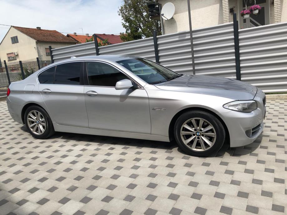 BMW serija 5 520d,183Ks,Automatik,Navi,Bi-Xenon,Koža,Toop Stanje,..