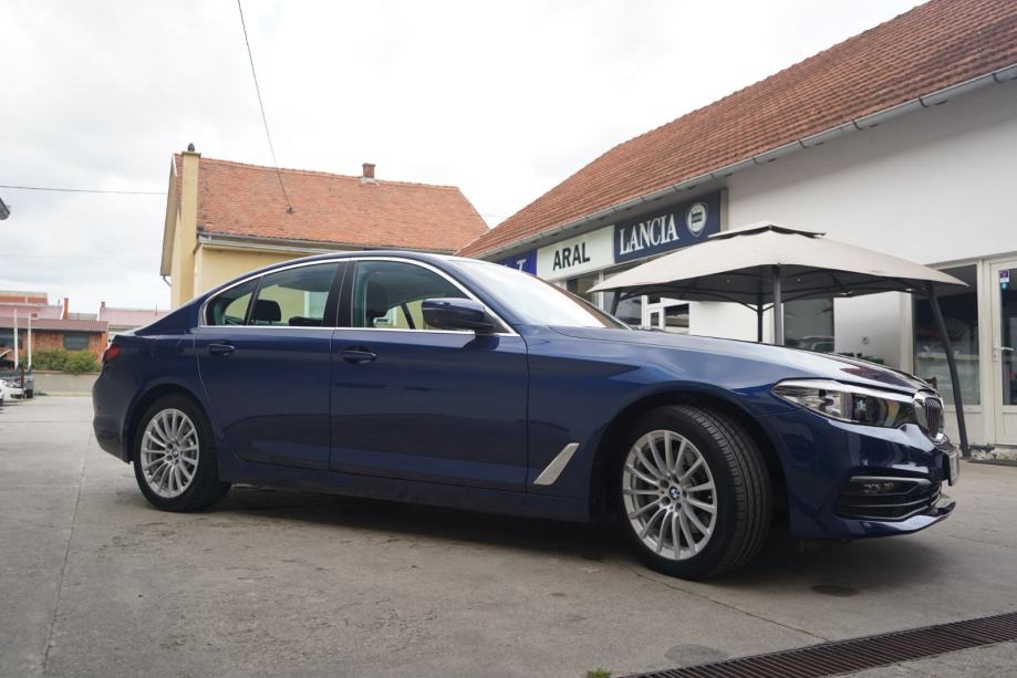 BMW serija 5 520d 360 cam, fotografija 10