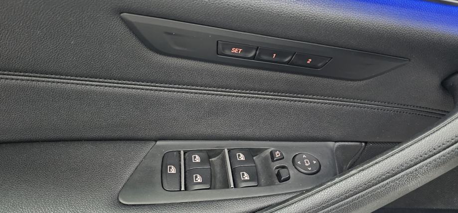 BMW serija 5 520d automatik ADVANTAGE,190KS, fotografija 13