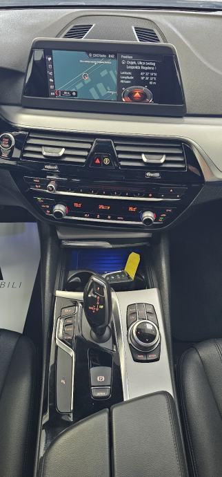 BMW serija 5 520d automatik ADVANTAGE,190KS, fotografija 17