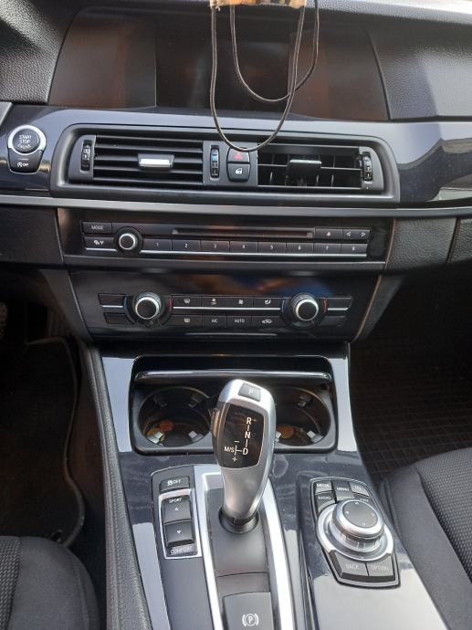 BMW serija 5 520d automatik. Cijena 10.500 e, fotografija 3