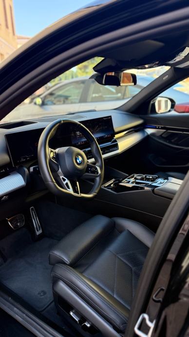 BMW serija 5 520d automatik, fotografija 7