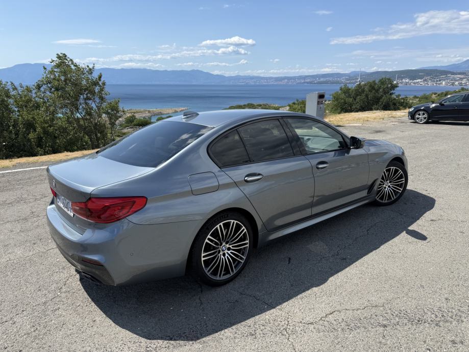 BMW serija 5 520d M-sport paket 2017god. automatik, fotografija 5