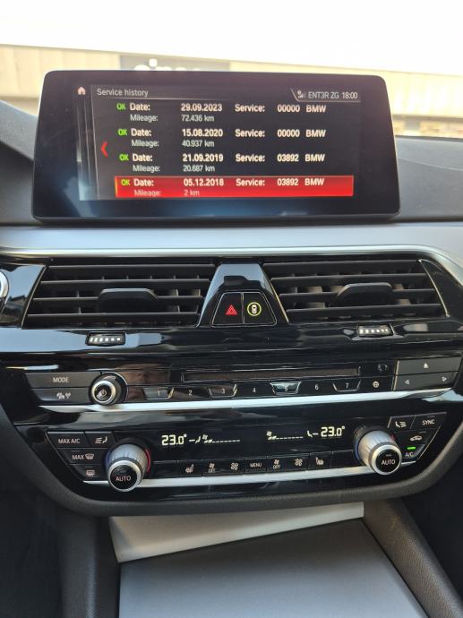 BMW serija 5 520d automatik, fotografija 19