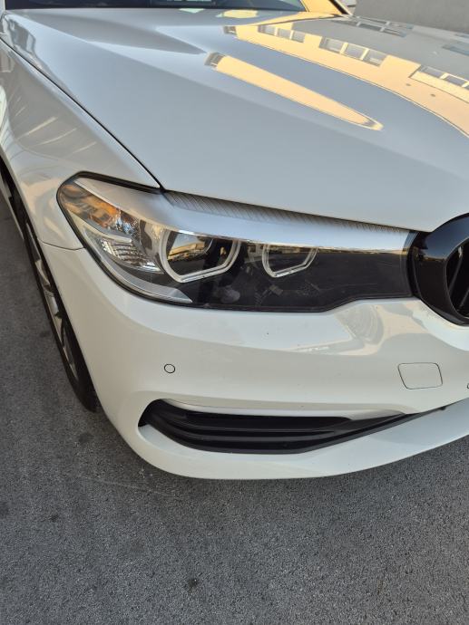 BMW serija 5 520d automatik, fotografija 9
