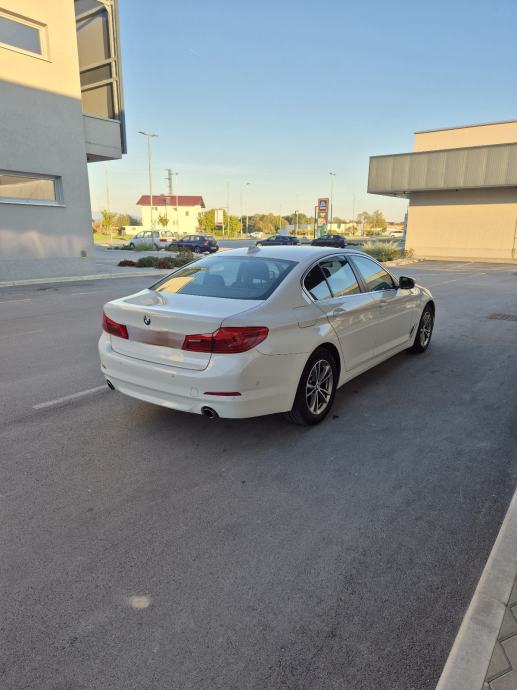 BMW serija 5 520d automatik, fotografija 7