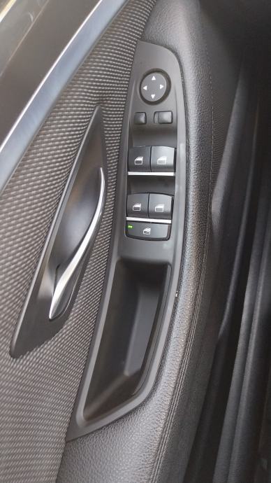 BMW serija 5 520d automatik, fotografija 12