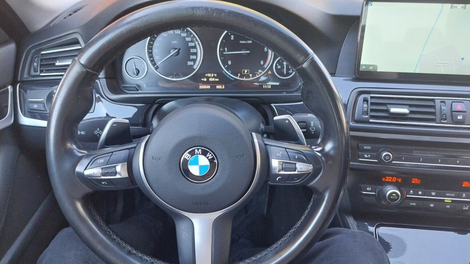 BMW serija 5 520d automatik, fotografija 17