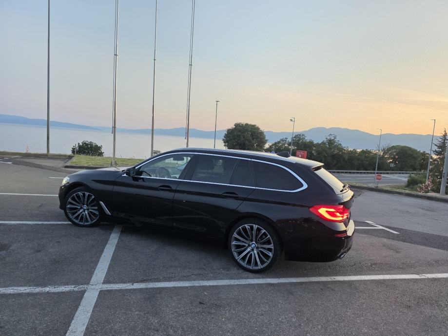 BMW serija 5 520d automatik, fotografija 13