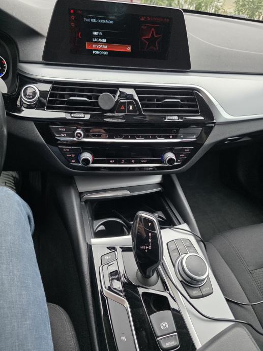 BMW serija 5 520d automatik, fotografija 16