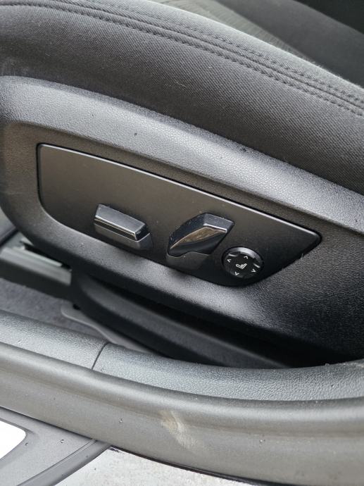 BMW serija 5 520d automatik, fotografija 17