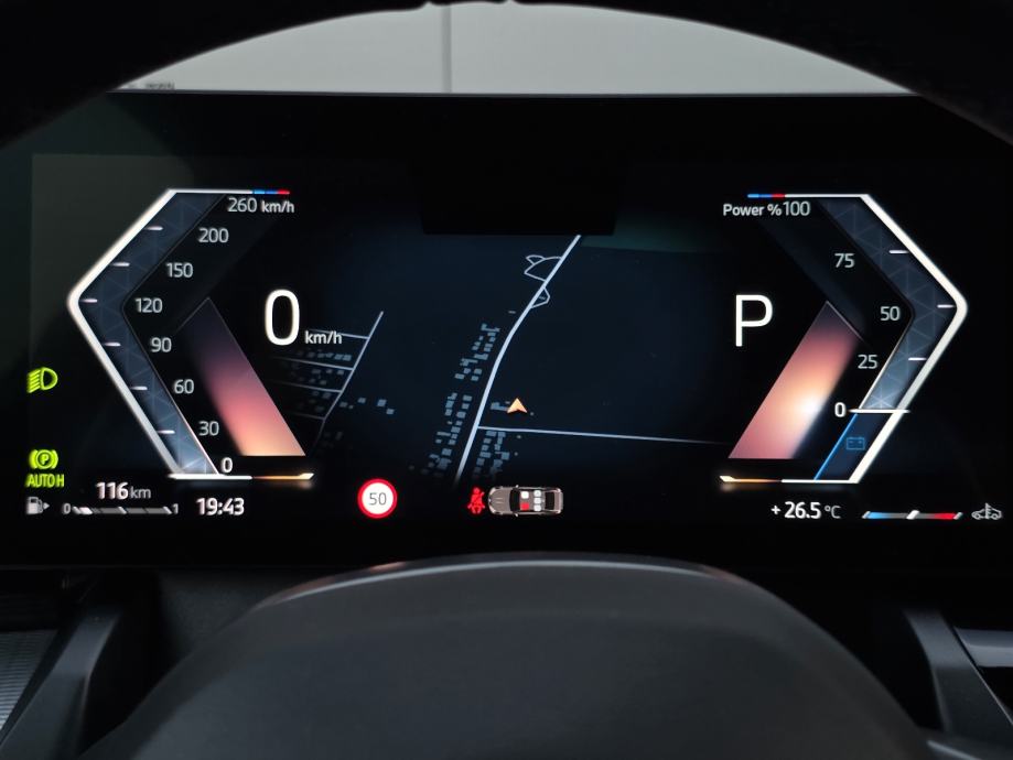 BMW 520d M Sport, Iconic Glow, Comfort sjedala, Led, Kamera, fotografija 15