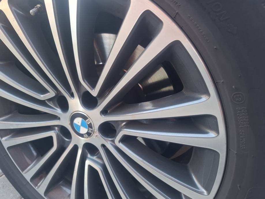BMW serija 5 520d automatik, fotografija 2