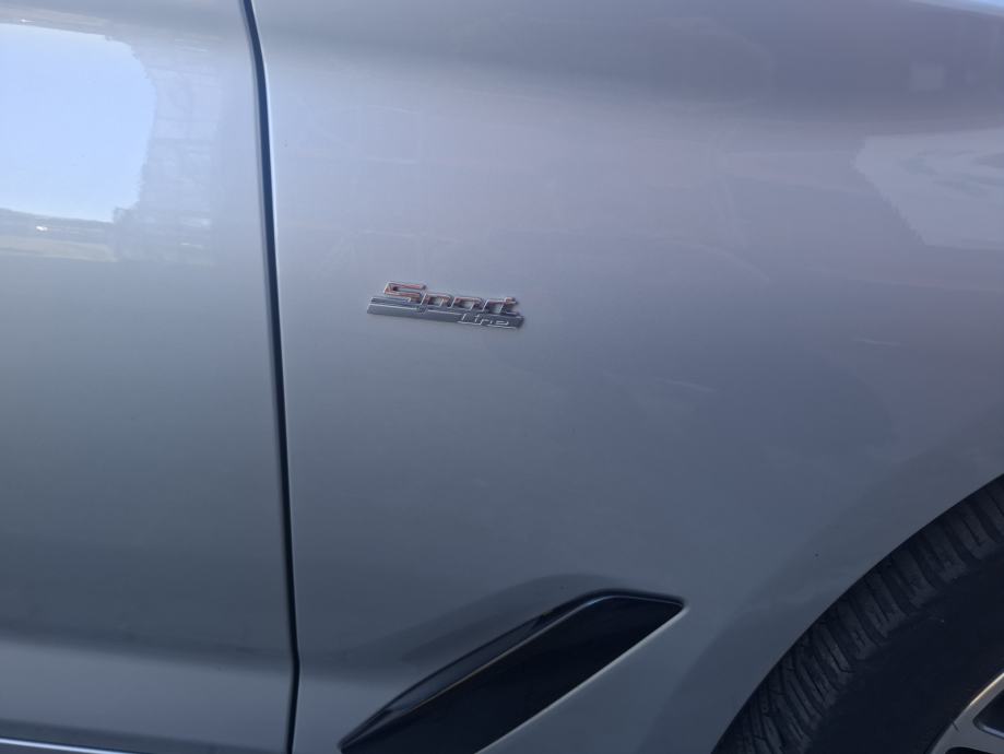BMW serija 5 520d automatik, fotografija 3