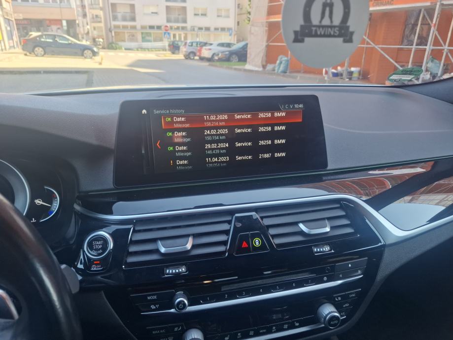 BMW serija 5 520d automatik, fotografija 13