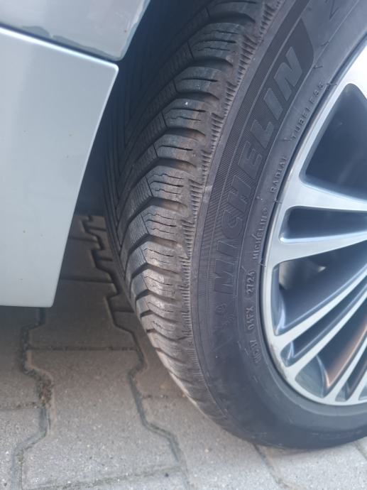 BMW serija 5 520d automatik, fotografija 7
