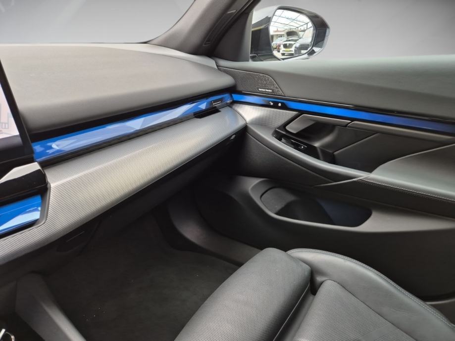 BMW serija 5 520d automatik M SPORT ***2026 GODINA AUTO JE U PDV -u, fotografija 14