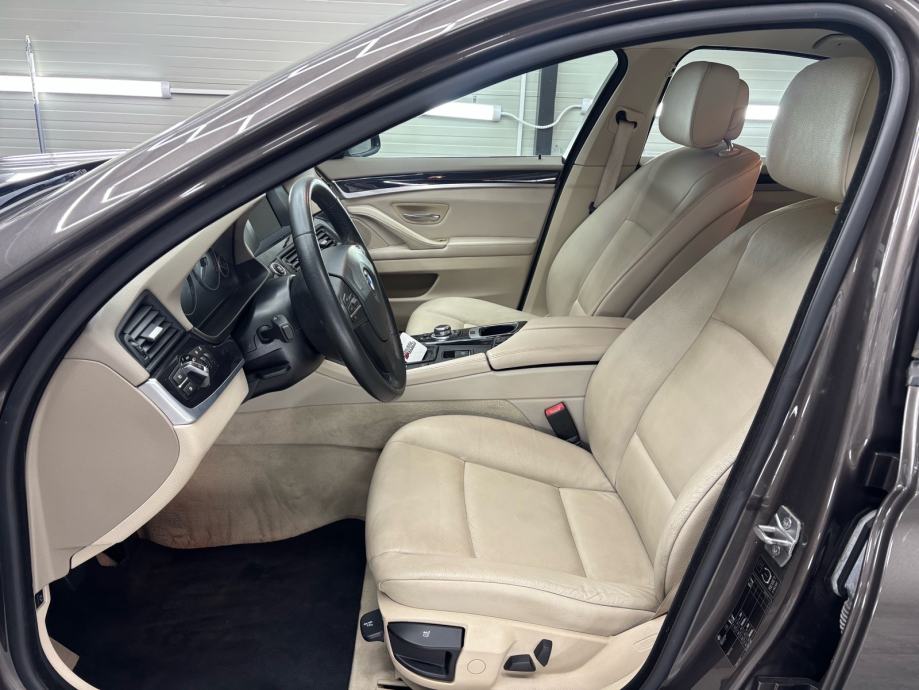 BMW serija 5 520d Edition, 193.314km, fotografija 12
