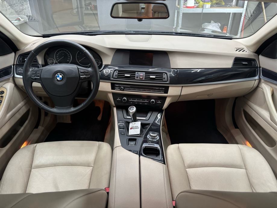 BMW serija 5 520d Edition, 193.314km, fotografija 14