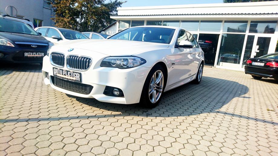 BMW serija 5 520d M paket, ADAPTIVNA SVIJETLA, AUTOMATIK, SERVISNA