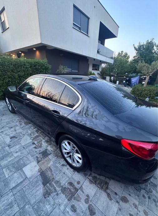 BMW serija 5 520d, fotografija 4