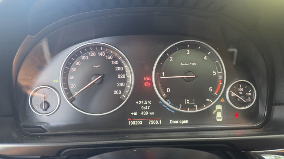 BMW serija 5 520d, fotografija 5