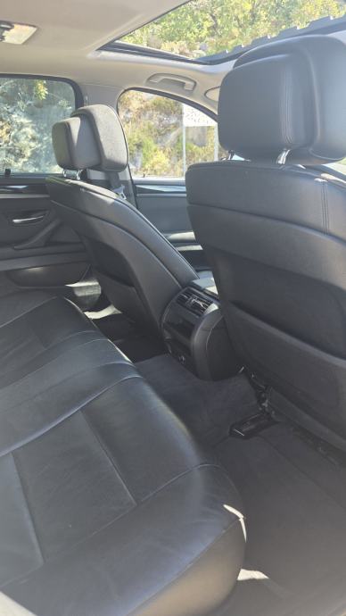BMW serija 5 520d, fotografija 8