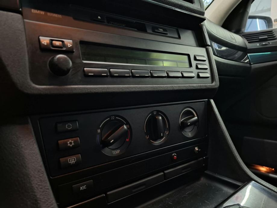 BMW serija 5 520d, fotografija 3