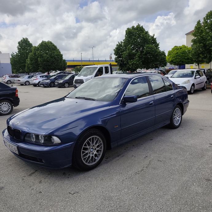 BMW serija 5 520d, fotografija 20