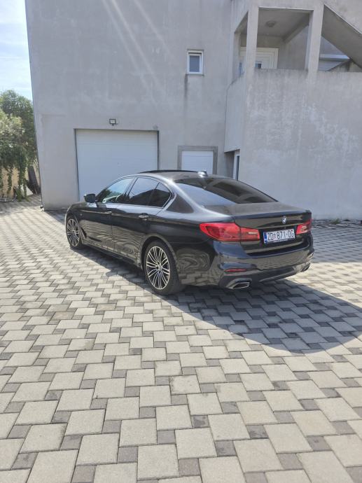 BMW 520d M Sport/Kamera 360/Automatik/Šiber/Koža/Radari/Keyless, fotografija 5