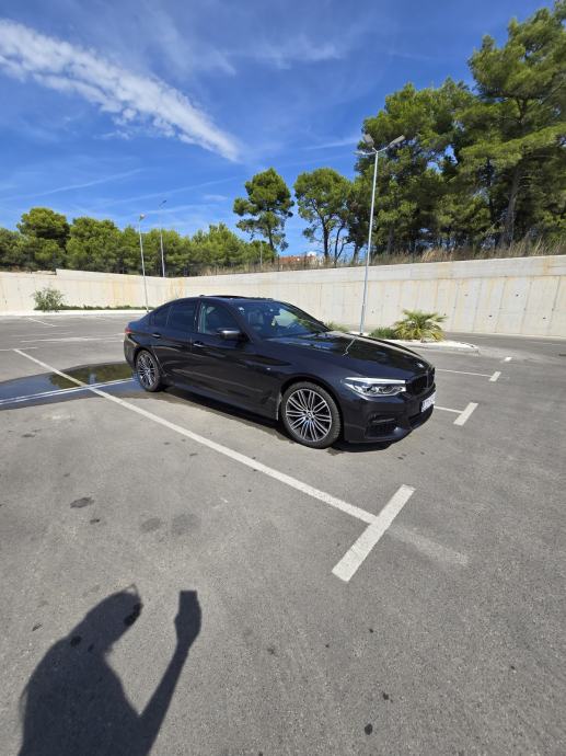 BMW 520d M Sport/Kamera 360/Automatik/Šiber/Koža/Radari/Keyless, fotografija 3