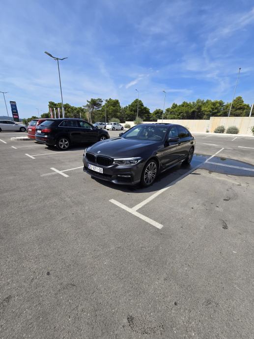 BMW 520d M Sport/Kamera 360/Automatik/Šiber/Koža/Radari/Keyless, fotografija 2