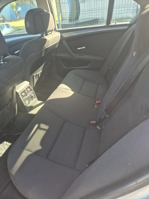 BMW serija 5 520d, fotografija 3