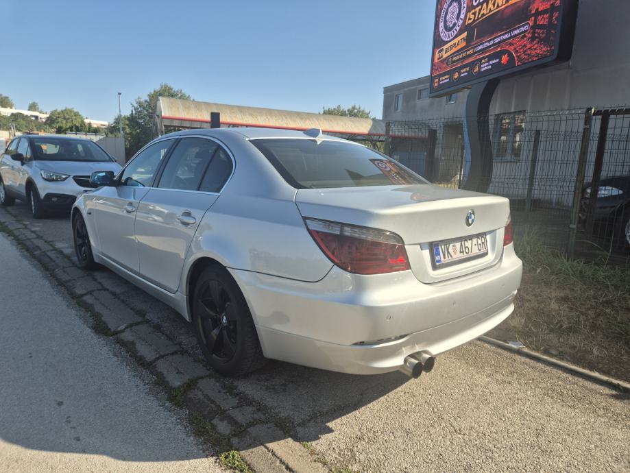 BMW serija 5 520d, fotografija 9