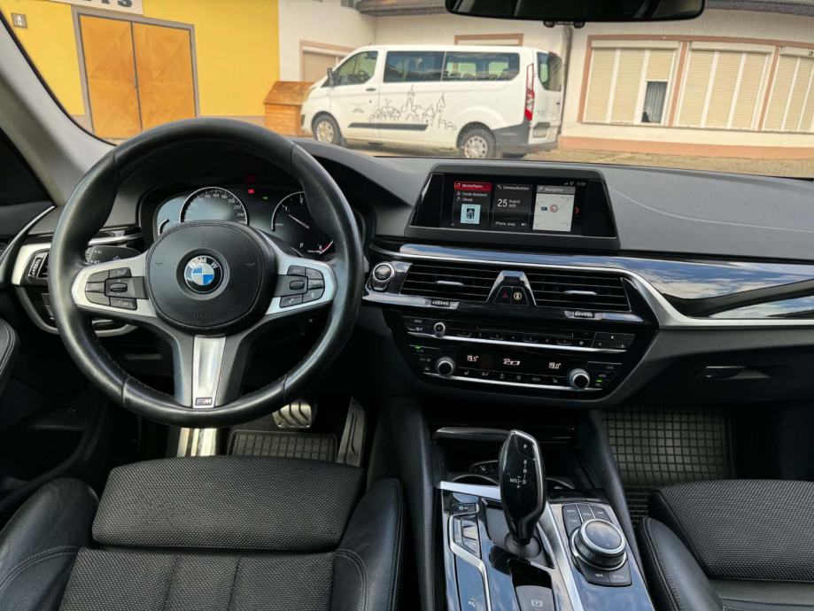 BMW serija 5 520d Sport Line *Koža, Navi, Automatik *Garancija 12 mj.*, fotografija 9