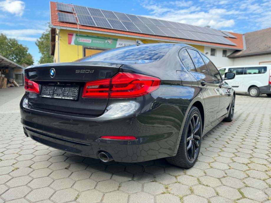 BMW serija 5 520d Sport Line *Koža, Navi, Automatik *Garancija 12 mj.*, fotografija 4