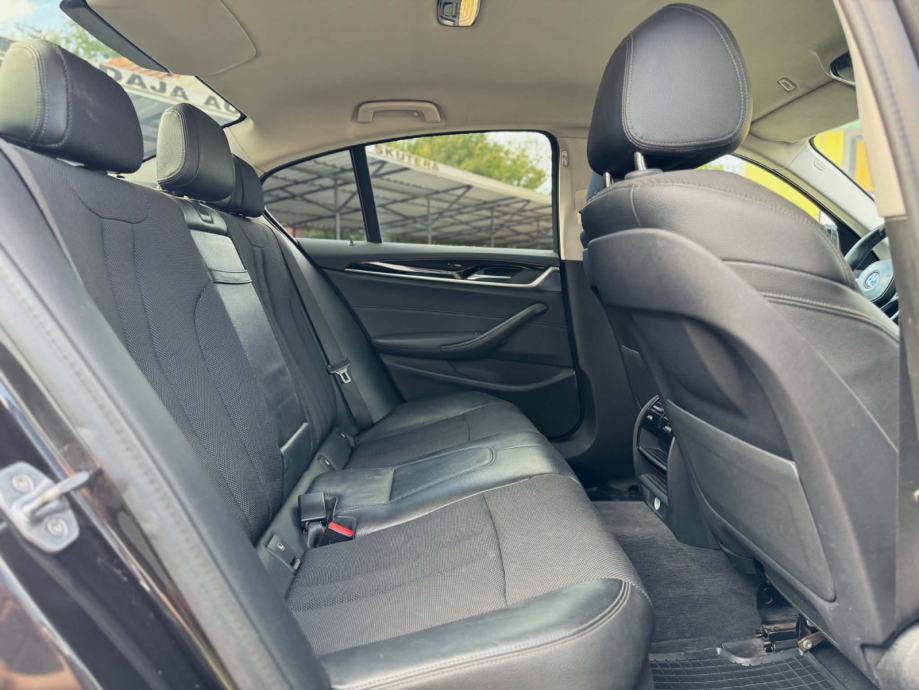 BMW serija 5 520d Sport Line *Koža, Navi, Automatik *Garancija 12 mj.*, fotografija 17