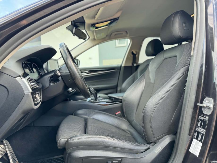 BMW serija 5 520d Sport Line *Koža, Navi, Automatik *Garancija 12 mj.*, fotografija 14