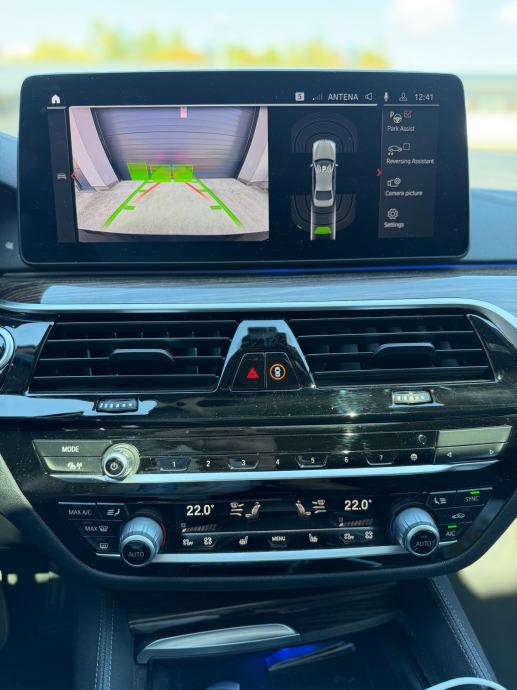 BMW serija 5 520d°VELIKA NAVI°VIRTUAL°AMBI°REG09/27°LEASING BEZ UČEŠĆA, fotografija 14
