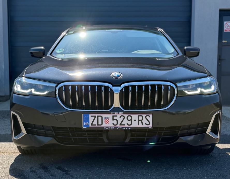 BMW serija 5 520d°VELIKA NAVI°VIRTUAL°AMBI°REG09/27°LEASING BEZ UČEŠĆA, fotografija 9