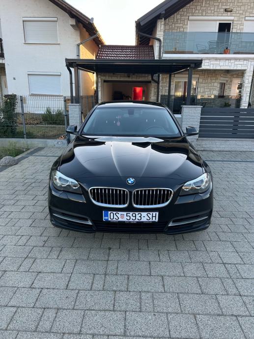 BMW Serija 5 520x-drve, fotografija 6