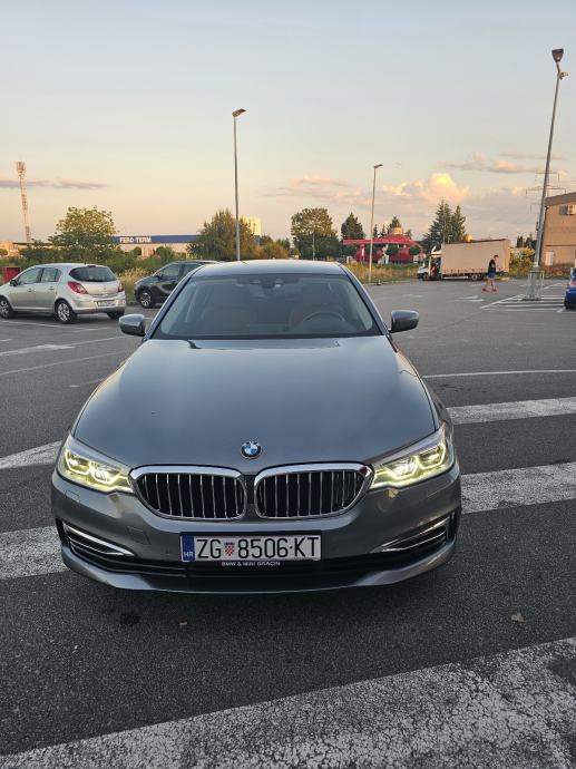 BMW serija 5 520xd Luxury line, fotografija 3