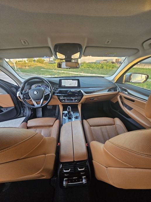 BMW serija 5 520xd Luxury line, fotografija 6