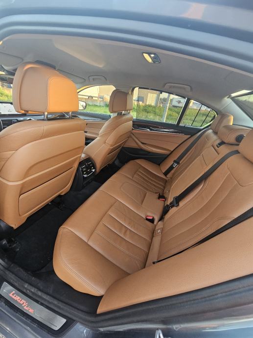 BMW serija 5 520xd Luxury line, fotografija 9