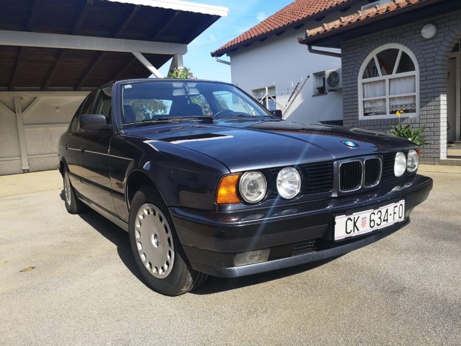 Бмв 5 525